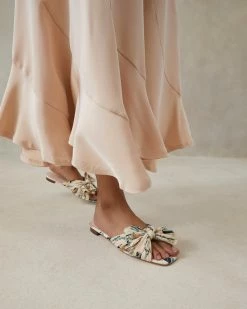 Loeffler Randall Daphne Nova Floral Bow Slide